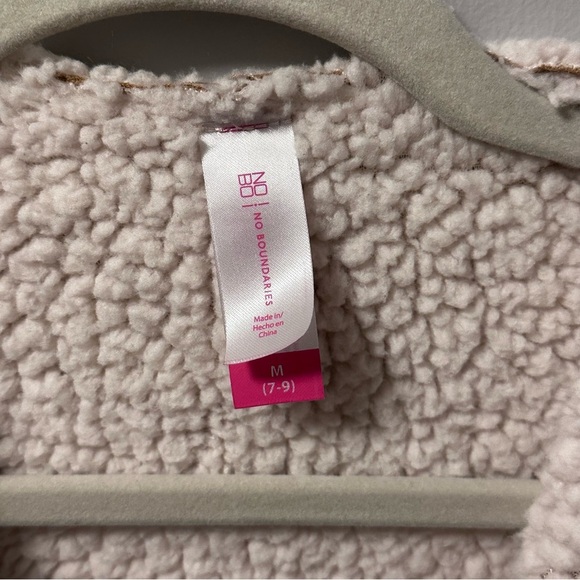 Willie Nelson ride me back home No Boundaries Junior Cozy Sueded Sherpa Vest - Picture 6 of 6